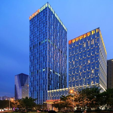Отель Wanda Realm Лючжоу Экстерьер фото